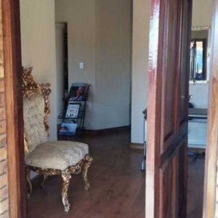 Budias Guest House Kempton Park Zewnętrze zdjęcie